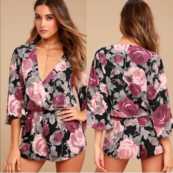 Lulus Pants - NWT Lulu’s Floral Romper